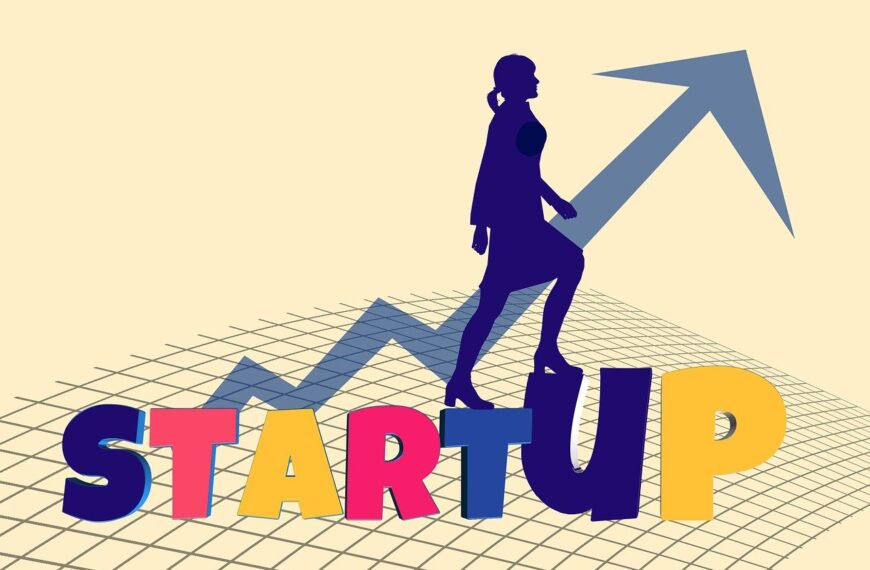 stairs, businesswoman, arrow, career, steps, success, rise, business, concept, idea, icon, isolated, start up-5620370.jpg